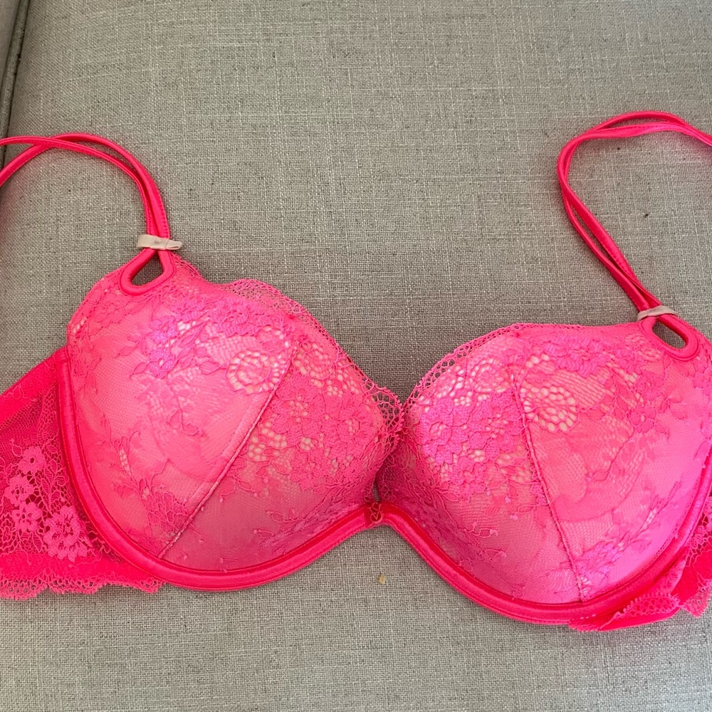 VS lace Push-Up Bra - Hot Pink 36C